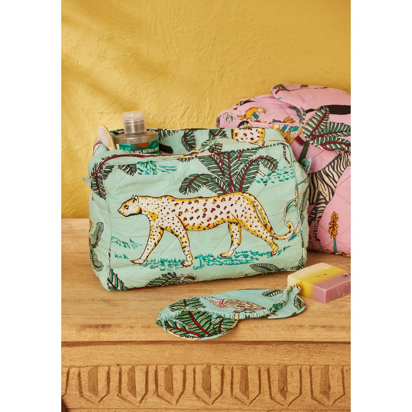 Large Jade Jungle Print Wash Bag