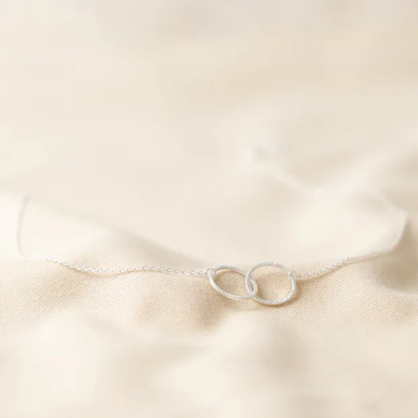 Brushed Interlocking Hoop Necklace in Silver