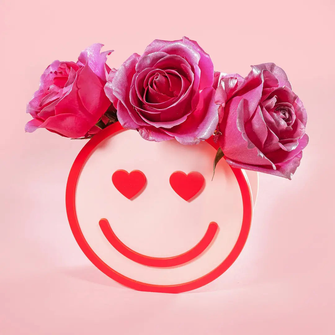 Baby Pink Heart Eye Happy Vase