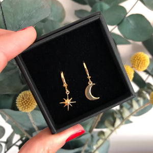 Mini Hoop Earrings - Moon & Star - Gold