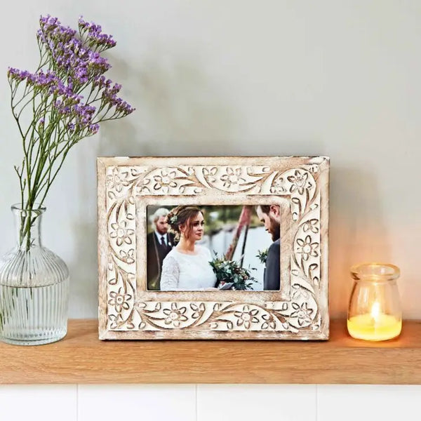 Carved Floral Wooden Photo Frame (6 x 4)